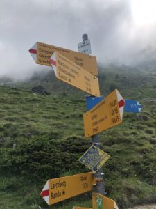 Wanderung zur Charles Kuonen Hängebrücke